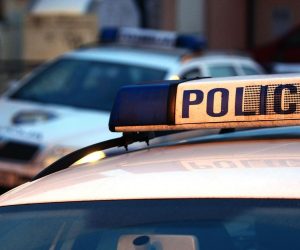 22.12.2009., Hrvatska, Zagreb- Policijski ocevid nakon sto su se dva muskarca potukla u kafe baru Dvojka u ulici Sandora Djalskog na Pescenici .
Photo: Jurica Galoic/PIXSELL