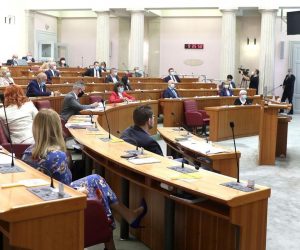 10.09.2020., Zagreb - Sabor je 2. sjednicu nastavio izjasnjavanjem o amandmanima na Zakon o obnovi Zagreba i okolice nakon potresa. 
Photo: Patrik Macek/PIXSELL