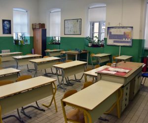 10.10.2019., Pula -  Zapoceo strajk ucitelja i profesora u osnovnim i srednjim skolama. Osnovna skola Centar. Photo: Dusko Marusic /PIXSELL