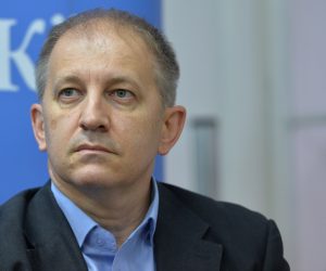12.09.2017., Zagreb - Srpsko privredno drustvo Privrednik i Vijece srpske nacionalne manjine Grada Zagreba organizirali su javnu tribinu s temom Ustaski pozdrav Za dom spremni 1941. – 1991. – 2017. Na tribini su sudjelovali Berislav Jelinic, glavni urednik tjednika Nacional, Vlado Vurusic, novinar i komentator Jutarnjeg lista, Anto Prkacin, general HOS-a u mirovini.
Photo: Marko Lukunic/PIXSELL