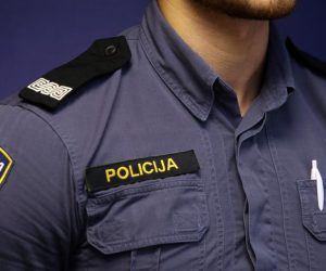 13.11.2019., Split - Djelatnik policije
 Photo: Miranda Cikotic/PIXSELL