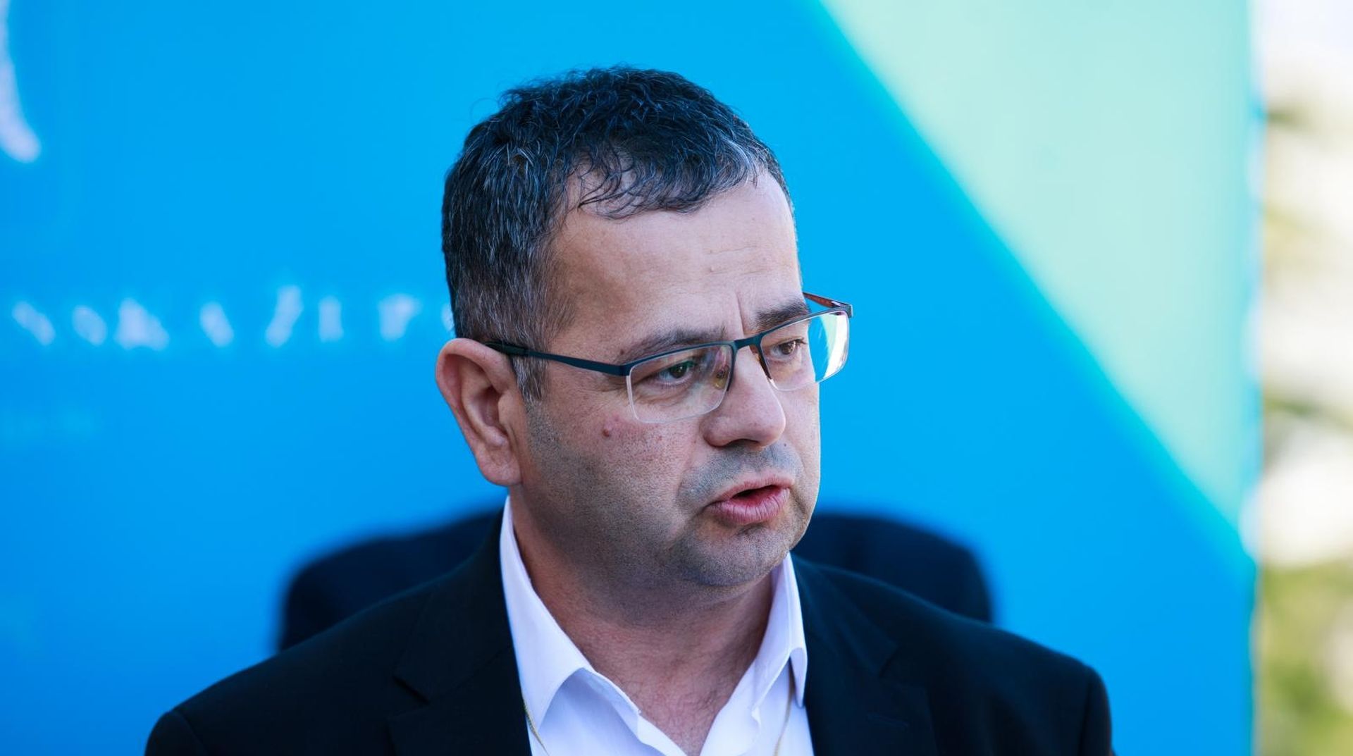 19.03.2020., Split - Stozer civilne zastite Splitsko-dalmatinske zupanije odrzao je konferenciju za medije na krovu zgrade Splitsko-dalmatinske zupanije na temu prvog slucaja koronavirusa u Splitu. 
Luka Brcic
Photo: Milan Sabic/PIXSELL
