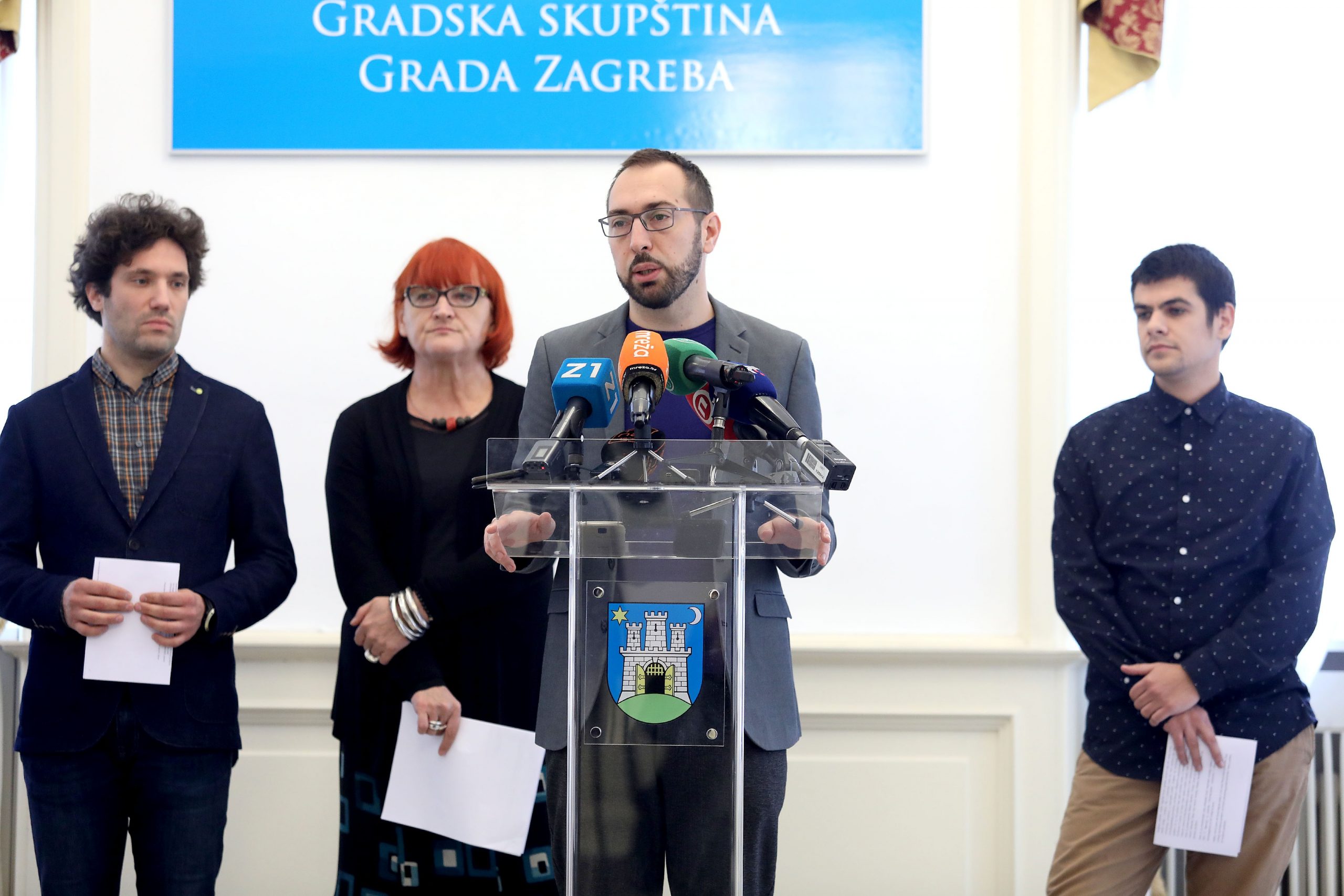 19.11.2019., Zagreb - U Gradskoj vijecnici odrzana je konferencija za medije Lijevog bloka. 


Tomislav Tomasevic, Rada Boric, Svibor Jancic, Zlatko Nikolic
Photo: Patrik Macek/PIXSELL