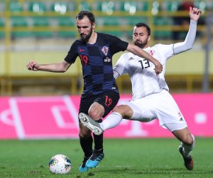 19.11.2019., Stadion Aldo Drosina, Pula - Prijateljska nogometna utakmica, Hrvatska - Gruzija. Milan Badelj, Bachana Arabuli

Photo: Luka Stanzl/PIXSELL