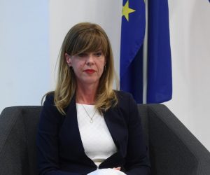 21.09.2020., Zagreb - Zastupnica u EU parlamentu Biljana Borzan i predsjednik Hrvatske poljoprivredne komore Mladen Jakopovic odrzali su konferenciju za novinare na temu, EU strategija Od polja do stola, prilike, prepreke i izazovi za Hrvatsku. 
Photo: Marko Lukunic/PIXSELL