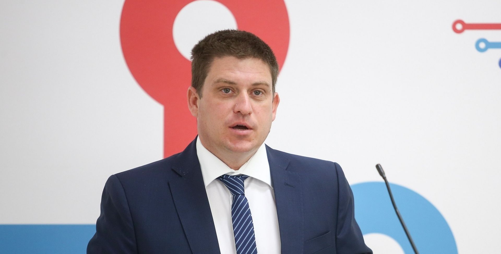 21.09.2020., Zagreb - Potpisivanje ugovora za osiguranje bespovratnih sredstava za projekt „Obnova voznog parka HZ Putnickog prijevoza novim elektromotornim vlakovima“. Oleg Butkovic.
Photo: Matija Habljak/PIXSELL