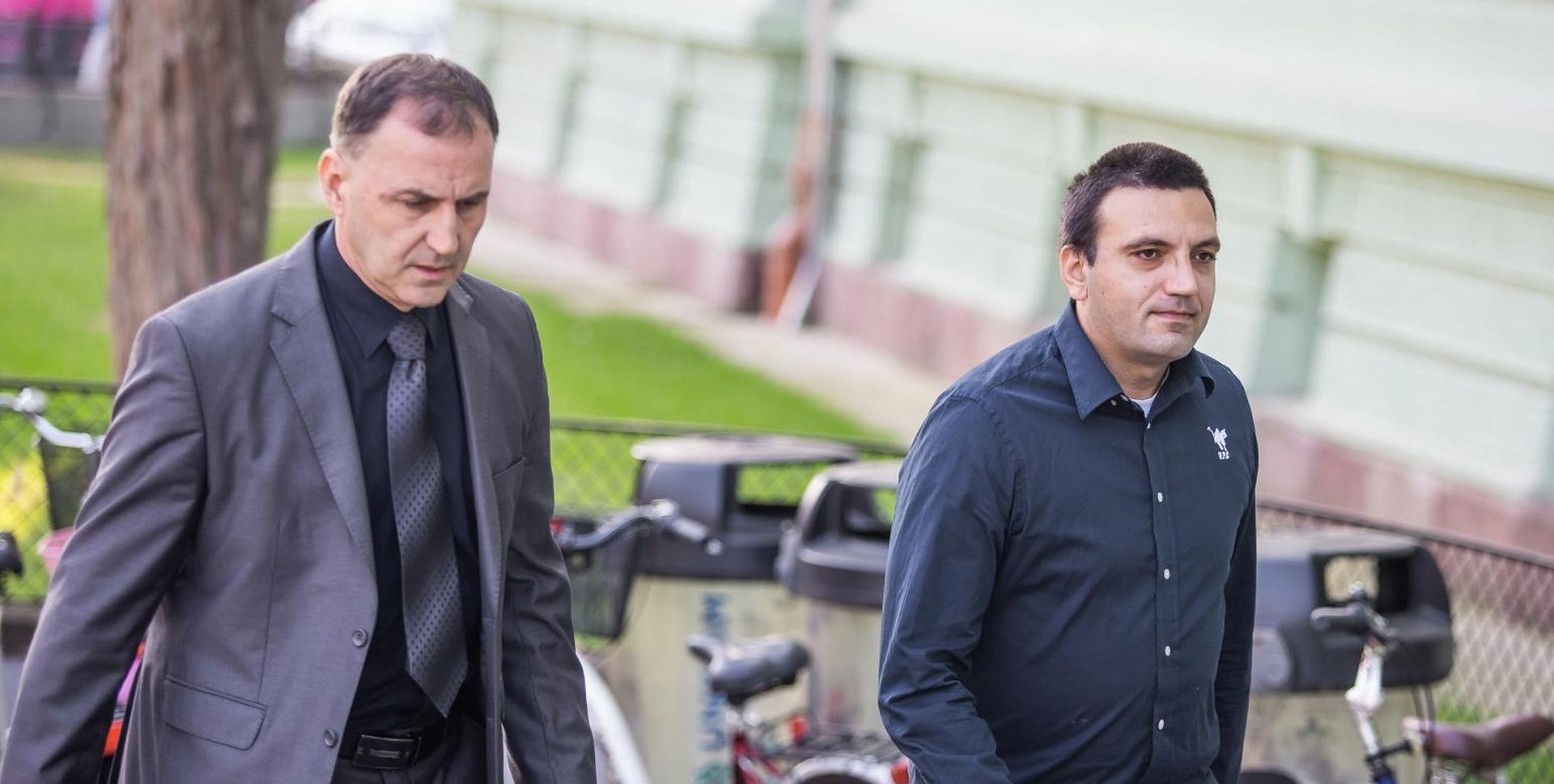 22.09.2020., Osijek - Na Zupanijskom sudu u Osijeku nastavljeno je sudjenje optuzenima u aferi SMS-a. Franjo Varga u pratnji odvjetnika stigao je na sud. Photo: Davor Javorovic/PIXSELL
