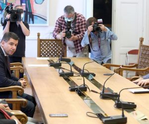 23.09.2020., Zagreb - U Saboru je odrzan sastanak dijela oporbenih stranaka na kojem bi se trebali raspraviti potezi i postupanja  u slucaju Janaf.  Milan Vrkljan, Igor Peternel, Nikola Grmoja, Tomislav Tomasevic, Dalija Oreskovic. 
Photo: Patrik Macek/PIXSELL