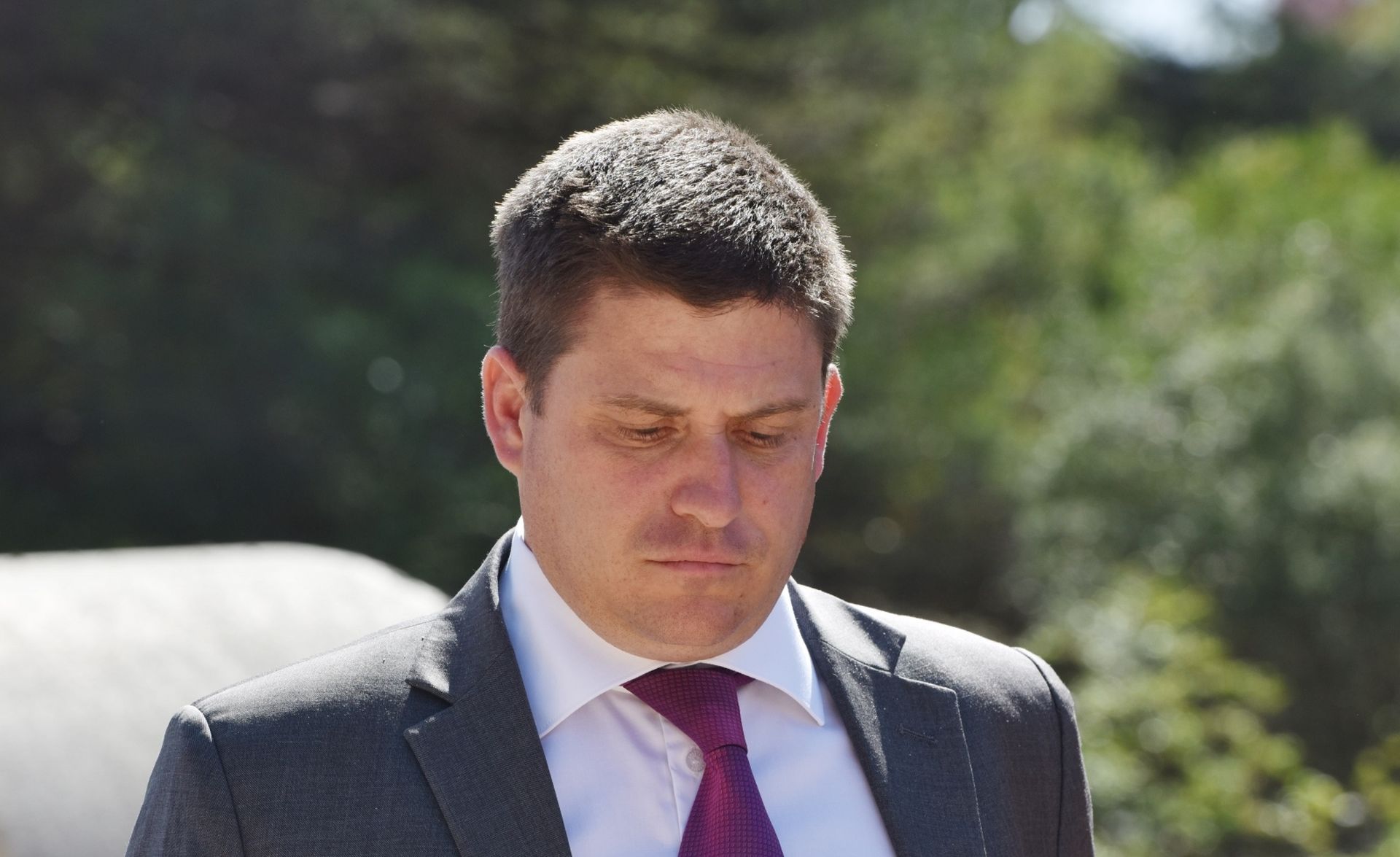 23.09.2020., Sibenik - Ministar mora, prometa i infrastrukture Oleg Butkovic sa suradnicima obisao  radove na projektu rekonstrukcije raskrizja drzavne ceste DC8 u Sibeniku – cvor Rokici.
Photo: Hrvoje Jelavic/PIXSELL
