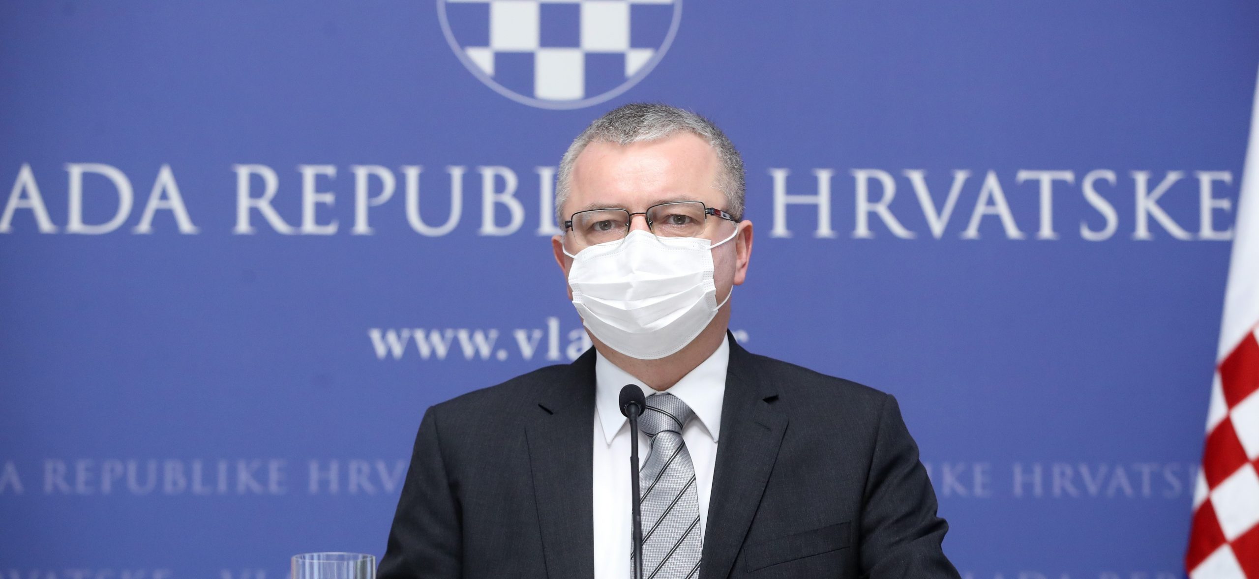 24.03.2020., Zagreb - Konferencija za medije o Vladinim gospodarskim mjerama zbog krize izazvane koronavirusom. ministar gospodarstva, poduzetnistva i obrta Darko Horvat Photo: Damir Sencar/HINA/POOL/PIXSELL