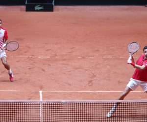 Lille: Dodig i Pavić protiv Herberta i Mahuta u finalu Davis Cupa 24.11.2018., Lille, Francuska - Na stadionu Pierre-Mauroy odigrano je finale Davis Cupa izmedju Francuske i Hrvatske. Drugog dana odigran je mec parova izmedju Pierre-Huguesa Herberta i Nicolasa Mahuta protiv   Ivana Dodiga i Mate Pavica. Ivan Dodig, Mate Pavic Photo: Sanjin Strukic/PIXSELL