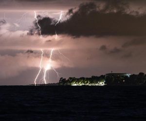 25.07.2020., Zadar - Oluja iznad Losinja promatrana iz Zadra. Photo: Bruno Fantulin/PIXSELL