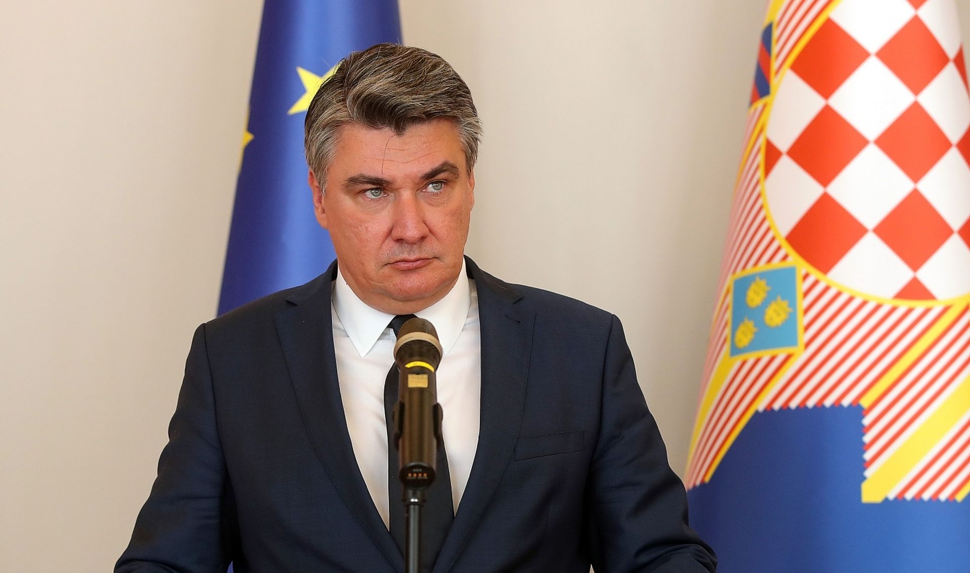 28.08.2020., Zagreb - 1. sjednica Vijeca predsjednika Republike Hrvatske za energetsku tranziciju, na kojemu su predstavljeni clanovi i ciljevi Vijeca odrzan je u Uredu Predsjednika na Pantovcaku. Nakon uvodnog djela sjednice na kojemu su predstavljeni clanovi i ciljevi predsjednik Zoran Milanovic dao je izjavu za medije. 
Photo: Goran Stanzl/PIXSELL