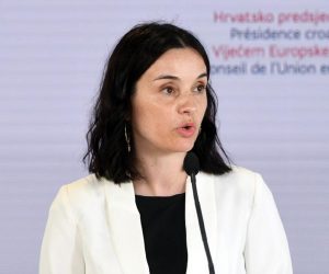 29.06.2020., Zagreb - Konferencija za medije nakon video konferencije ministara poljoprivrede i ribarstva EU. Na konferenciji za medije su govorile njemacka ministrica poljoprivrede Julia Klockner i ministrica poljoprivrede HR Marija Vuckovic. Photo: Josip Regovic/PIXSELL/EU2020HR