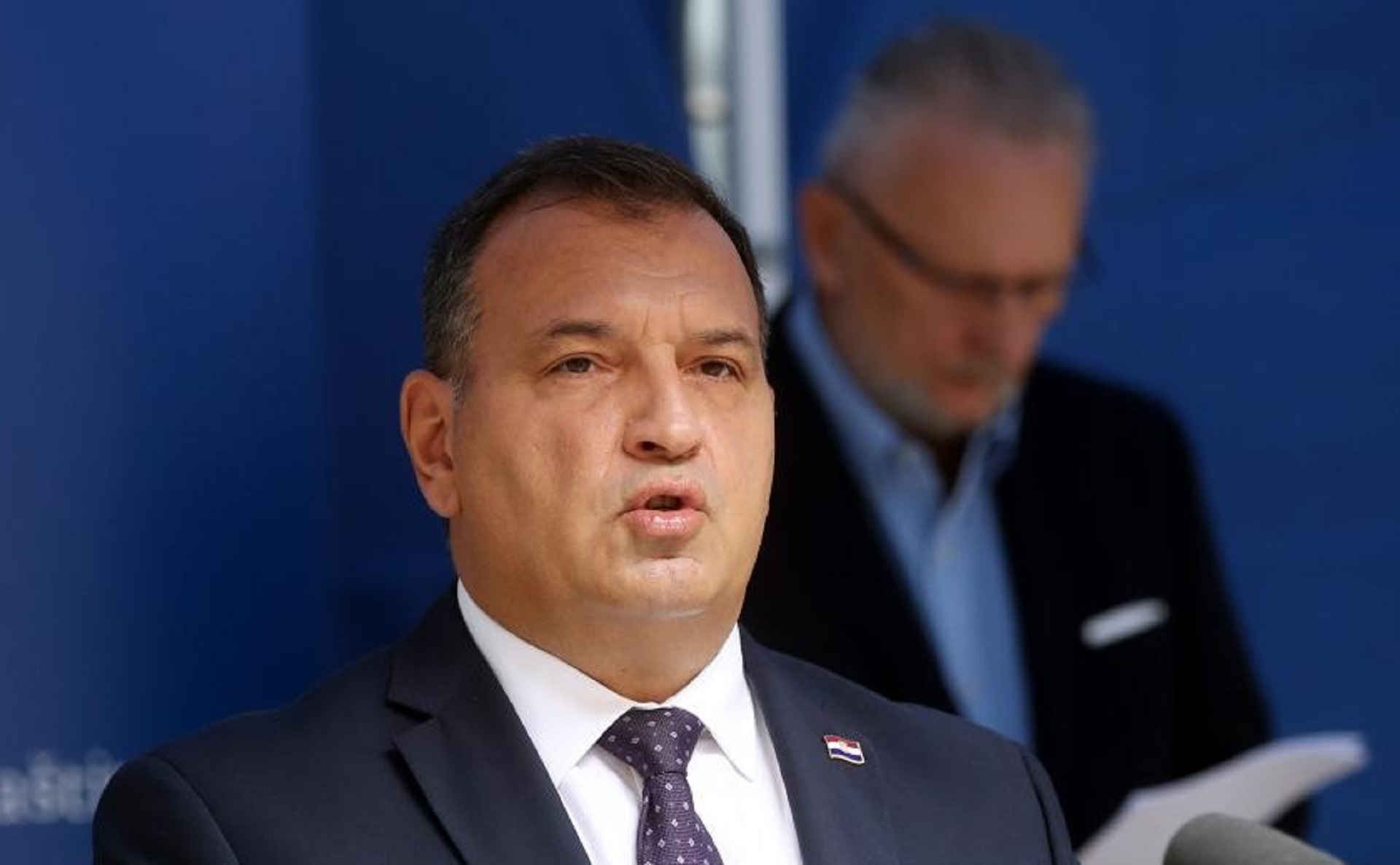 31.08.2020., Zagreb - Nacionalni stozer civilne zastite odrzao je konferenciju za medije o najnovijim detaljima sirenja koronavirusa u Hrvatskoj. Ministar zdravstva Vili Beros. Photo: Damir Sencar/HINA/POOL/PIXSELL