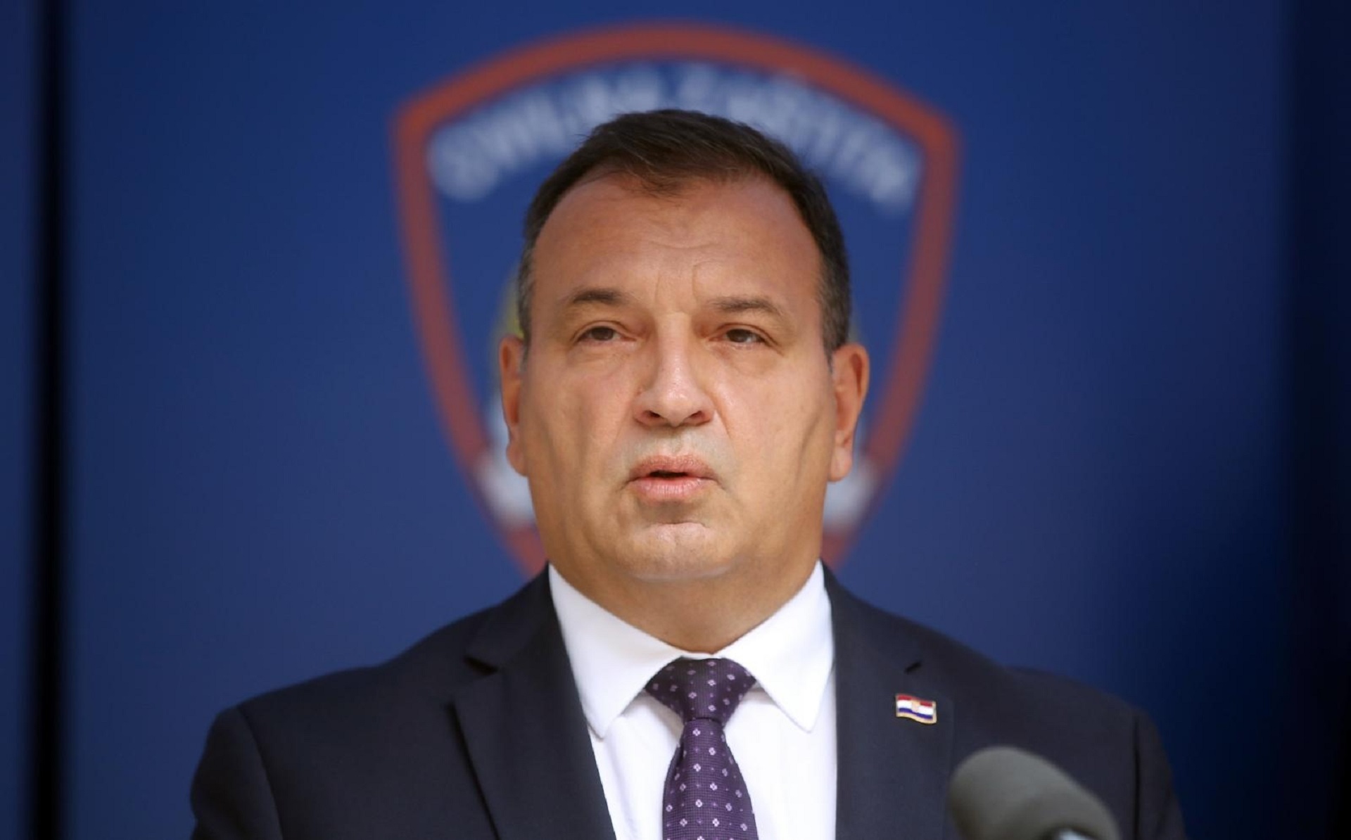 31.08.2020., Zagreb - Nacionalni stozer civilne zastite odrzao je konferenciju za medije o najnovijim detaljima sirenja koronavirusa u Hrvatskoj. Ministar zdravstva Vili Beros. Photo: Damir Sencar/HINA/POOL/PIXSELL