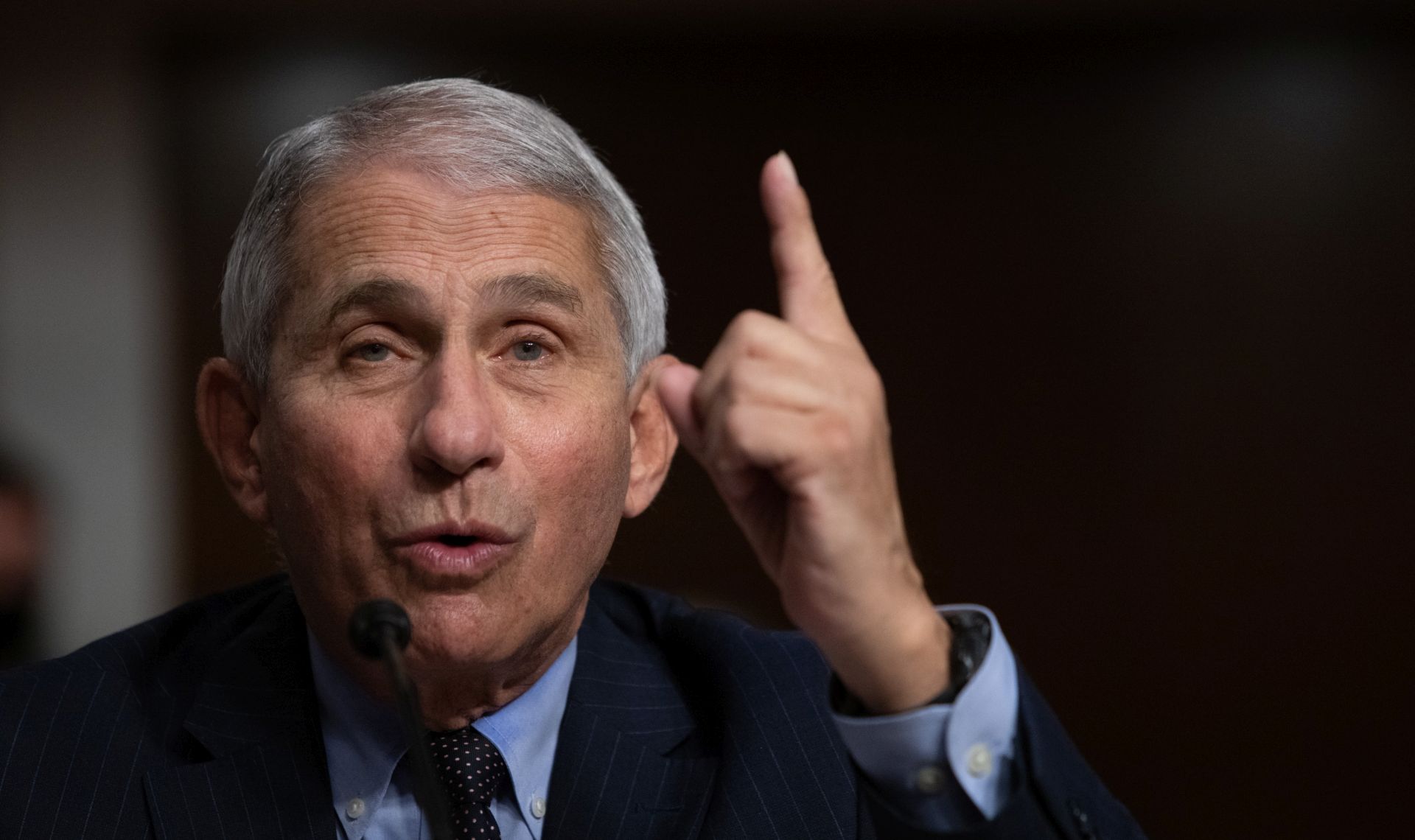 epa08691254 Anthony Fauci, director of National Institute of Allergy and Infectious Diseases at NIH, testifies during a Senate Health, Education, and Labor and Pensions Committee on Capitol Hill, in Washington, DC, USA, 23 September 2020.  EPA/Graeme Jennings / POOL