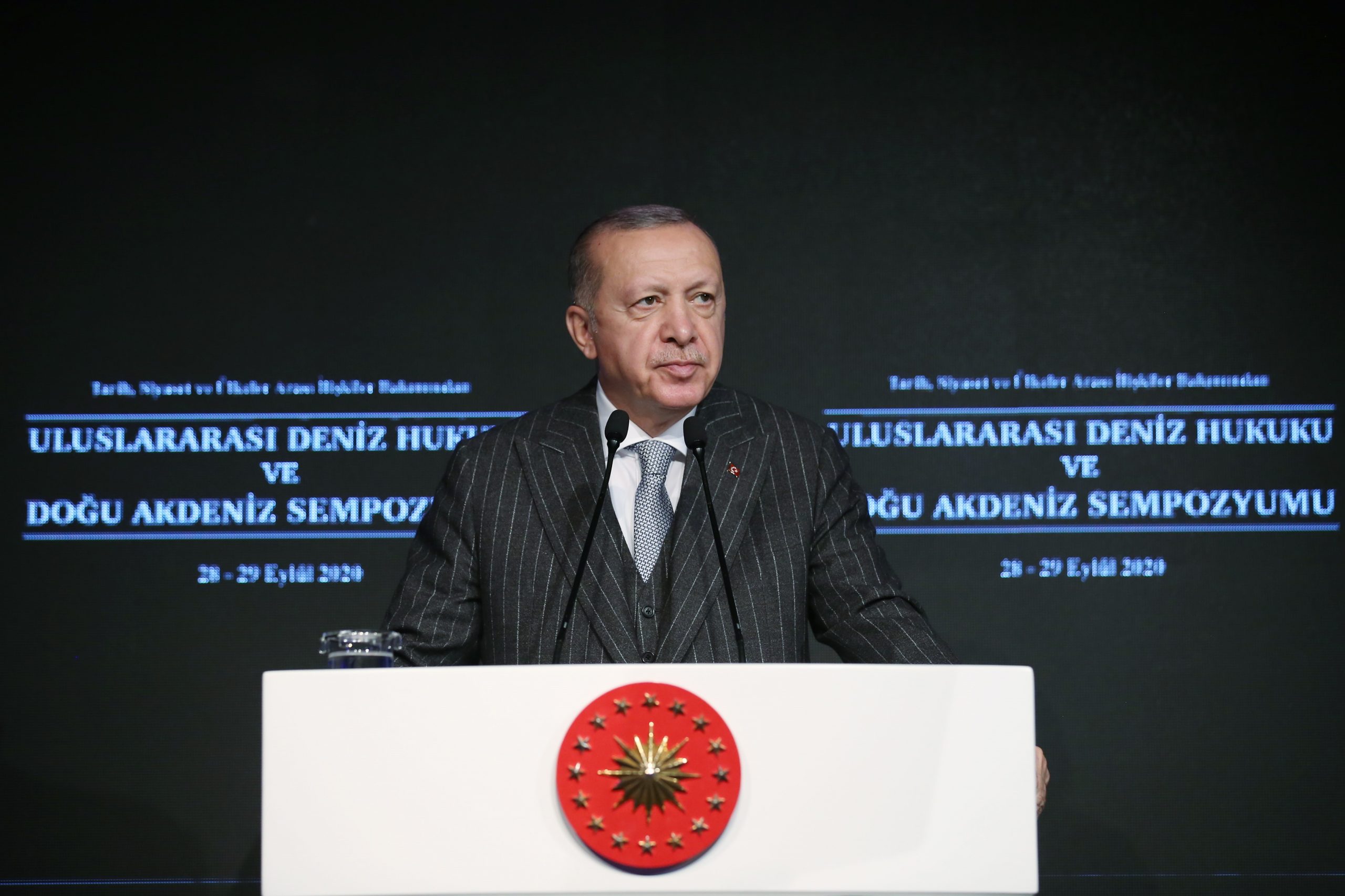 epa08703933 A handout photo made available by the Turkish President Press Office shows Turkish President Recep Tayyip Erdogan speaking during the East Mediterranean Symposium in Istanbul, Turkey, 28 September 2020.  EPA/TURKISH PRESIDENT PRESS OFFICE  HANDOUT EDITORIAL USE ONLY/NO SALES