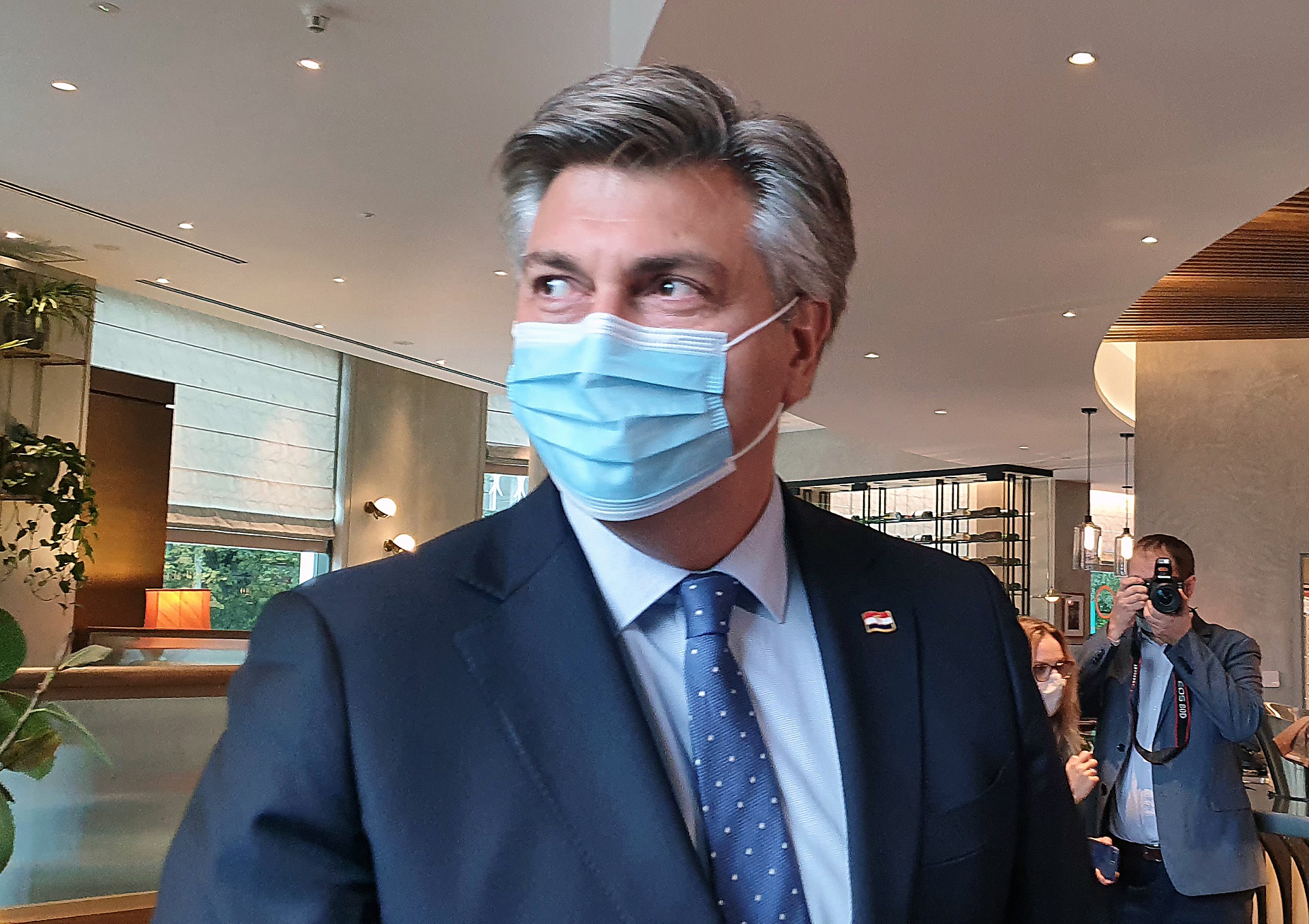 Bruxelles, 1.10.2020. - Predsjednik Vlade RH Andrej Plenkoviæ dao je izjavu za medije prije poèetka sastanka na vrhu èelnika EU-a.  
foto HINA/ Slavko VUKADIN/ ua