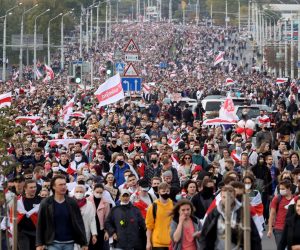 epa08720656 Thousands of protesters attend an opposition protest in Minsk, Belarus, 04 October 2020. According to reports, thousands of opposition activists and supporters attended the protest demanding to free political prisoners.  EPA/STR