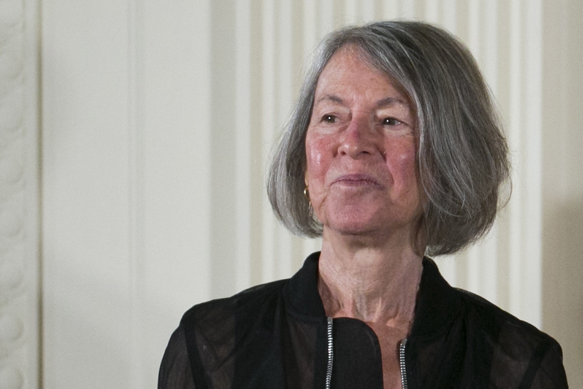 epa08728920 (FILE) - US poet Louise Gluck with the 2015 National Humanities Medal during a ceremony in the East Room of the White House in Washington, DC, USA, 22 September 2016 (reissued 08 October 2020). The 2020 Nobel Prize in Literature has been awarded to Louise Glueck, the Swedish Academy has announced.  EPA/SHAWN THEW *** Local Caption *** 53031868