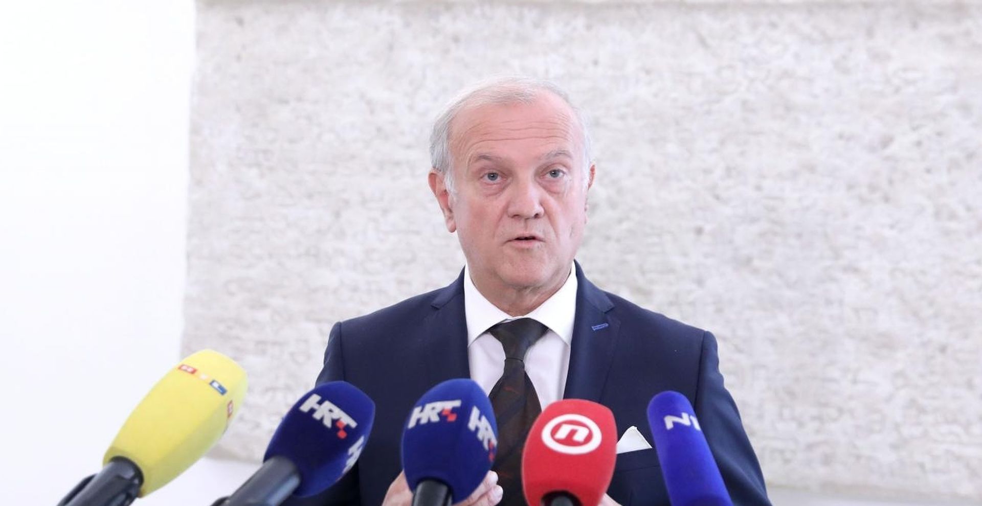 01.10.2020., Zagreb - Zastupnik Drazen Bosnjakovic komentirao je u Saboru Odluke odbora za ustav i poslovnik o ogranicenjima u radu zastupnika zbog koronavirusa.
Photo: Patrik Macek/PIXSELL
