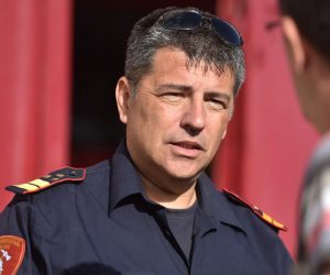 04.05.2018., Sibenik - Polaganjem vijenaca i paljenjem svijeca ispred vatrogasnog doma u Sibeniku, u cast na tragicno preminule vatrogasce, obiljezen je se sv. Florijan, zastitnik vatrogasaca. Drazen Slavica Photo: Hrvoje Jelavic/PIXSELL