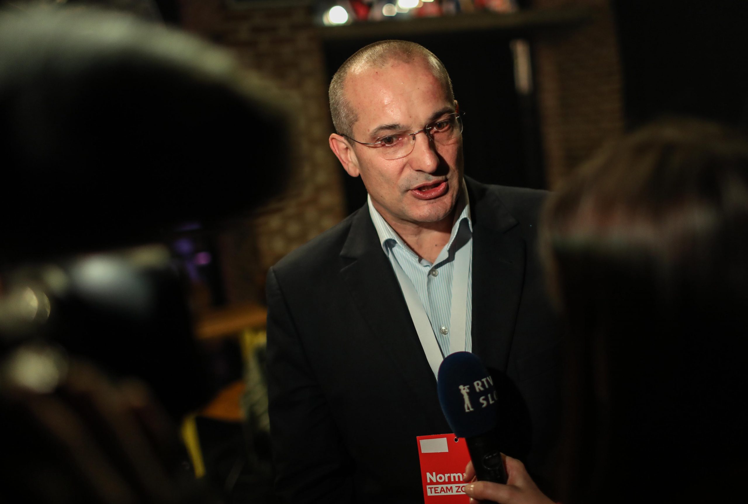 05.01.2020., Zagreb - Izborni stozer predsjednickog kandidata Zorana Milanovica u Tvornici kulture tijekom cekanja rezultata na izborima za predsjednika Republike Hrvatske. Orsat Miljenic Photo: Jurica Galoic/PIXSELL