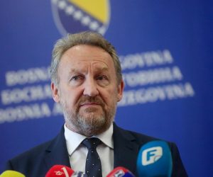 10.06.2020., Sarajevo, Bosna i Hercegovina - Bakir Izetbegovic dao je izjavu za medije.
Photo: Armin Durgut/PIXSELL