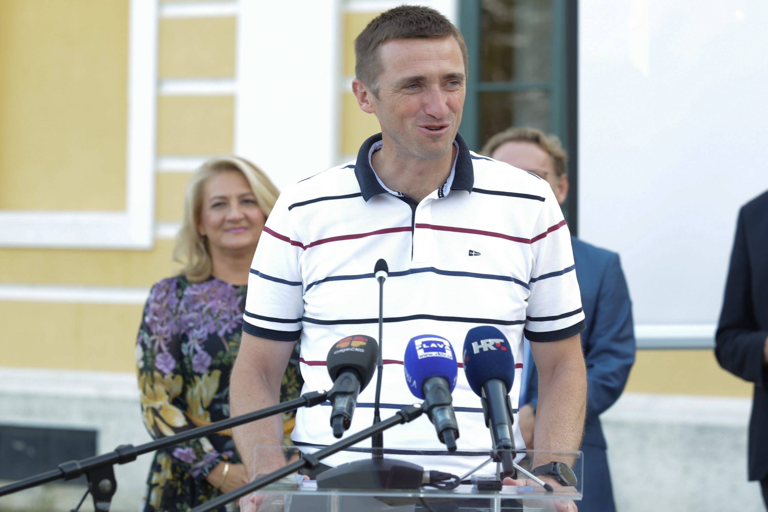 10.09.2020., Vukovar - U Perivoju gradskog muzeja odrzana je manifestacija Znanost za mlade. gradonacelnik Vukovara Ivan Penava  Photo: Dubravka Petric/PIXSELL