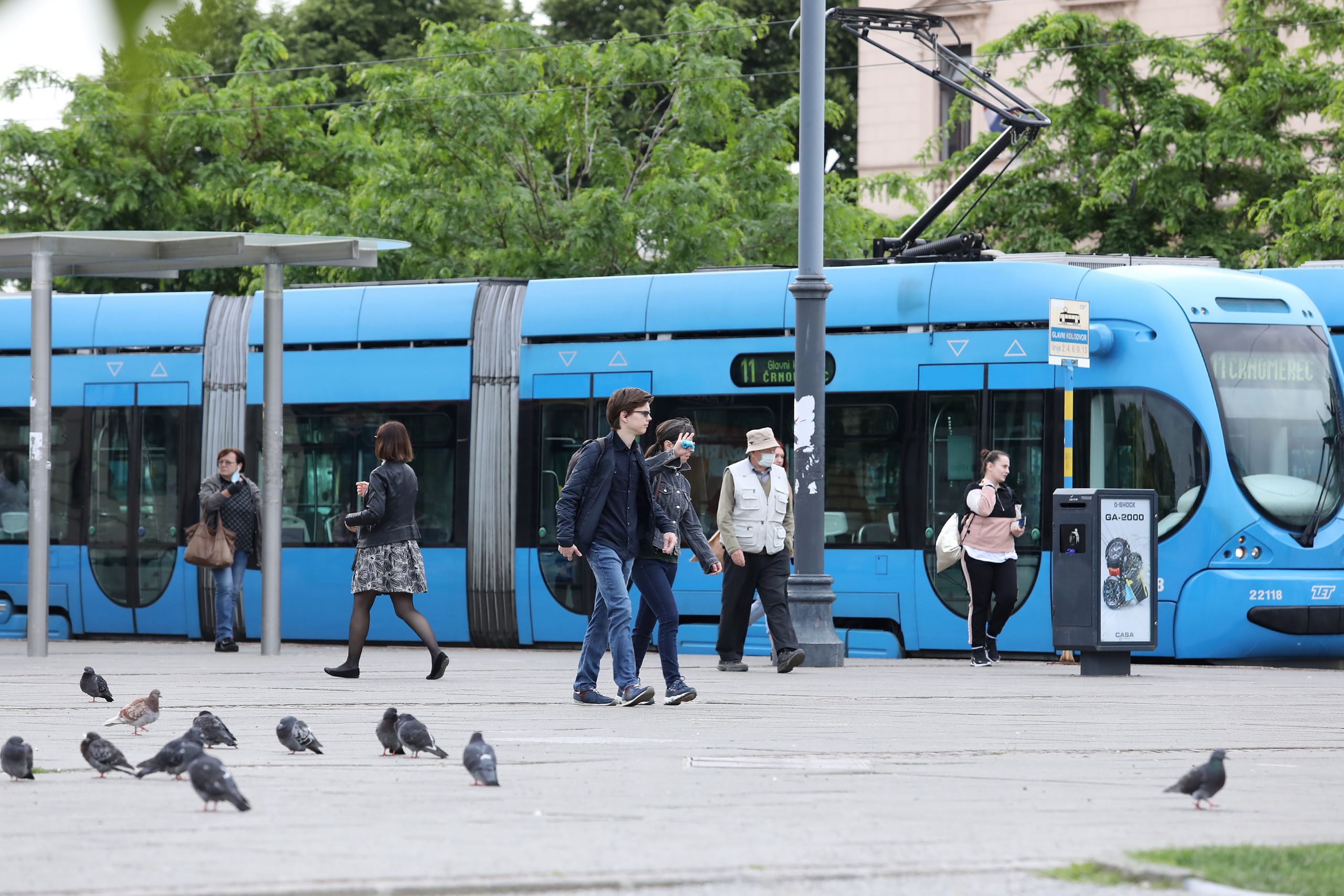 11.05.2020., Zagreb - Zagrebacki ZET je danas pustio u promet jos sedam tramvajskih linija i ukinuo vecinu izvanrednih autobusnih linija. Zbog steta od potresa tramvaji jos uvijek ne voze preko Trga bana Jelacica.
Photo: Patrik Macek/PIXSELL