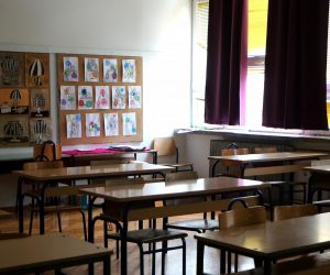 11.05.2020.,Sibenik - Odlukom Stozera za civilnu zastitu nakon mjesec i pol dana skole su otvorile svoja vrata.Odaziv ucenika je mali i ucionice su i dalje prazne. 
Photo: Dusko Jaramaz/PIXSELL