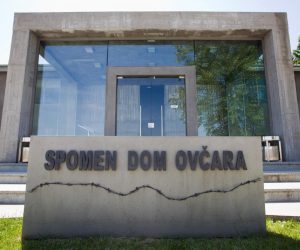 12.05.2012. Ovcara - Dvadeset godina od okupacije u Domovinskom ratu Vukovar i Vukovarci pokusavaju zivjeti normalnim zivotom. Unatoc reintegraciji, proteku vremena i opseznoj obnovi ratne rane su jos vidljive u gradu i na njegovim stanovnicima. Spomenik na mjestu masovnog pokolja ranjenika iz vukovarske bolnice postao je nezaobilazno mjesto hodocasca svih posjetitelja Vukovara. Iz masovne grobnice eksumirano je nakon reintegracije 200 tijela branitelja i civila.
Photo: Nel Pavletic/PIXSELL