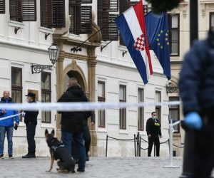 12.10.2020., Zagreb - Jutros u 8.06 zaprimljena je dojava o pucnjavi na Trgu svetog Marka u Zagrebu. Prema prvim utvrdjenim informacijama jedan policijski sluzbenik je ozlijedjen i njemu se pruza lijecnicka pomoc. Pocinitelj je pobjegao s mjesta dogadjaja, a za njim tragaju sve raspolozive policije snage. Photo: Josip Regovic/PIXSELL