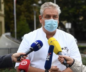 12.10.2020., Zagreb - Policajac koji je ozlijedjen u pucnjavi ispred zgrade Vlade u jutarnjim satima nalazi se  u Vinogradskoj  bolnici.Ravnatelj KBC Sestre milosrdnice Mario Zovak dao je izjavu za medije.
Photo: Marko Lukunic/PIXSELL