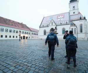 12.10.2020., Zagreb - Trg svetog Marka. Nakon jutrosnjeg napada i propucavanja policajca pojacana policijska patrola na Gornjem gradu. Photo: Sanjin Strukic/PIXSELL