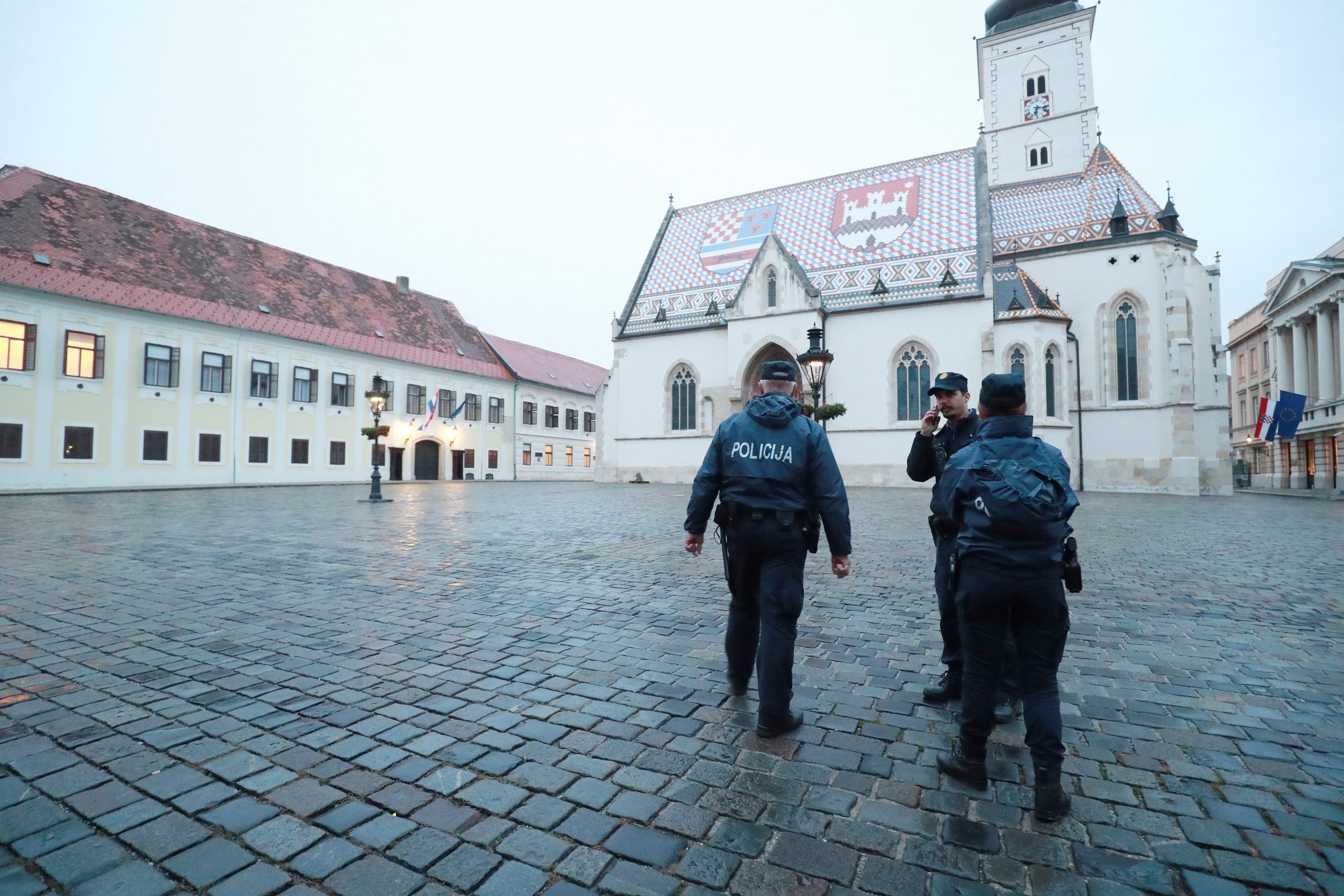 12.10.2020., Zagreb - Trg svetog Marka. Nakon jutrosnjeg napada i propucavanja policajca pojacana policijska patrola na Gornjem gradu. Photo: Sanjin Strukic/PIXSELL