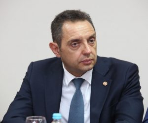 13.09.2019., Drvar, Bosna i Hercegovina - Povodom Dana sjecanja - spomen na sve srpske zrtve stradale u ratovima tijekom 20. stoljeca odrzana je akademija "Krajino moja", posvecena stradanju Srba iz zapadnokrajiskih opcina. Srbijanski ministar obrane Aleksndar Vulin Photo: Dusko Jaramaz/PIXSELL