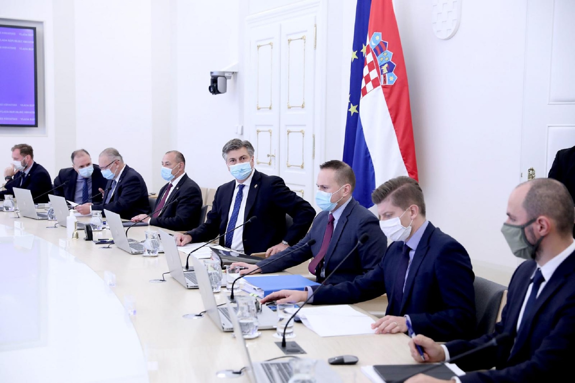 14.10.2020., Zagreb - U Banskim dvorima odrzana je 14. sjednica Vlade, na kojoj je, uz ostalo, raspravljano o o aktualnom stanju vezanom za koronavirus u Republici Hrvatskoj te kupnji i opskrbi cjepivom protiv bolesti COVID-19 u Europskoj uniji.
Photo: Patrik Macek/PIXSELL