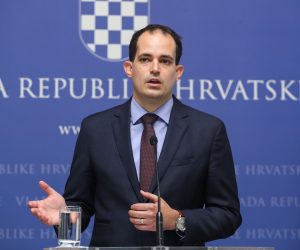 19.10.2020., Zagreb - Potpredsjednik Vlade i ministar financija Zdravko Maric i ministar pravosudja i uprave Ivan Malenica odrzali su konferenciju za medije u povodu isteka zastoja s postupanjem u ovrnim postupcima. 
Photo: Luka Stanzl/PIXSELL