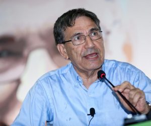 25.06.2019., Sarajevo, Bosna i Hercegovina - Pisac i jedini turski knjizevni nobelovac Orhan Pamuk je u okviru festivala knjizevnosti "Bookstan" razgovarao s  obozavateljima i potpisivao knjige. 
Photo: Armin Durgut/PIXSELL