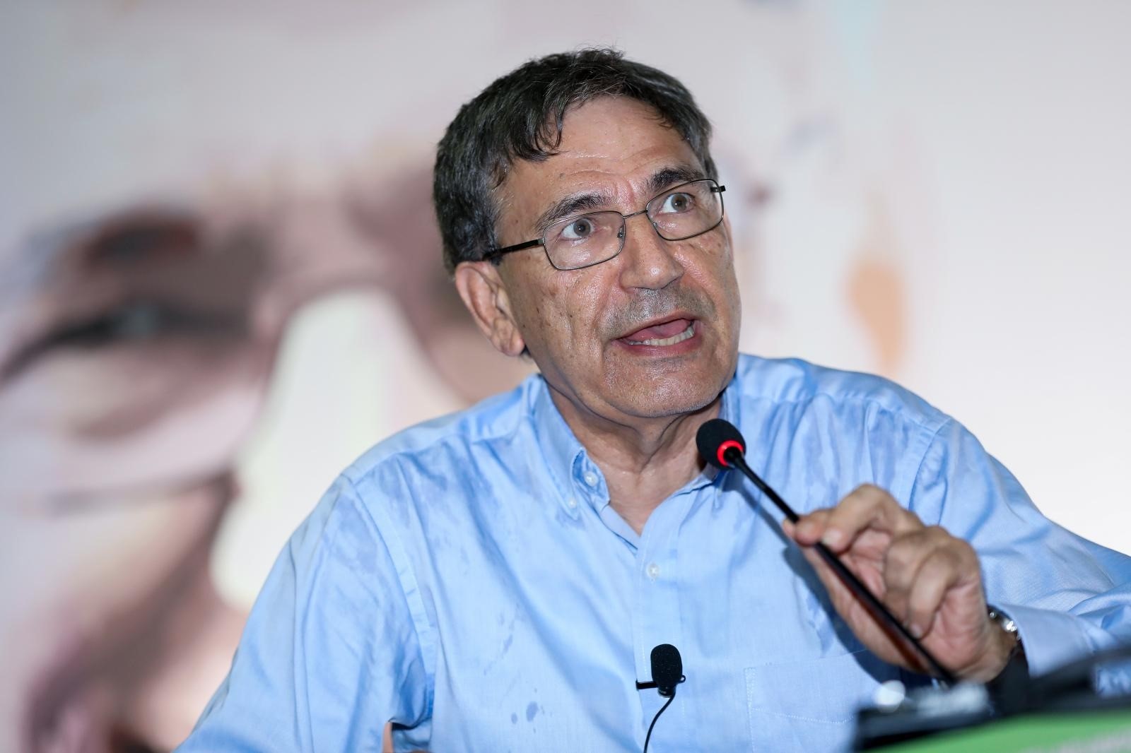 25.06.2019., Sarajevo, Bosna i Hercegovina - Pisac i jedini turski knjizevni nobelovac Orhan Pamuk je u okviru festivala knjizevnosti "Bookstan" razgovarao s  obozavateljima i potpisivao knjige. 
Photo: Armin Durgut/PIXSELL