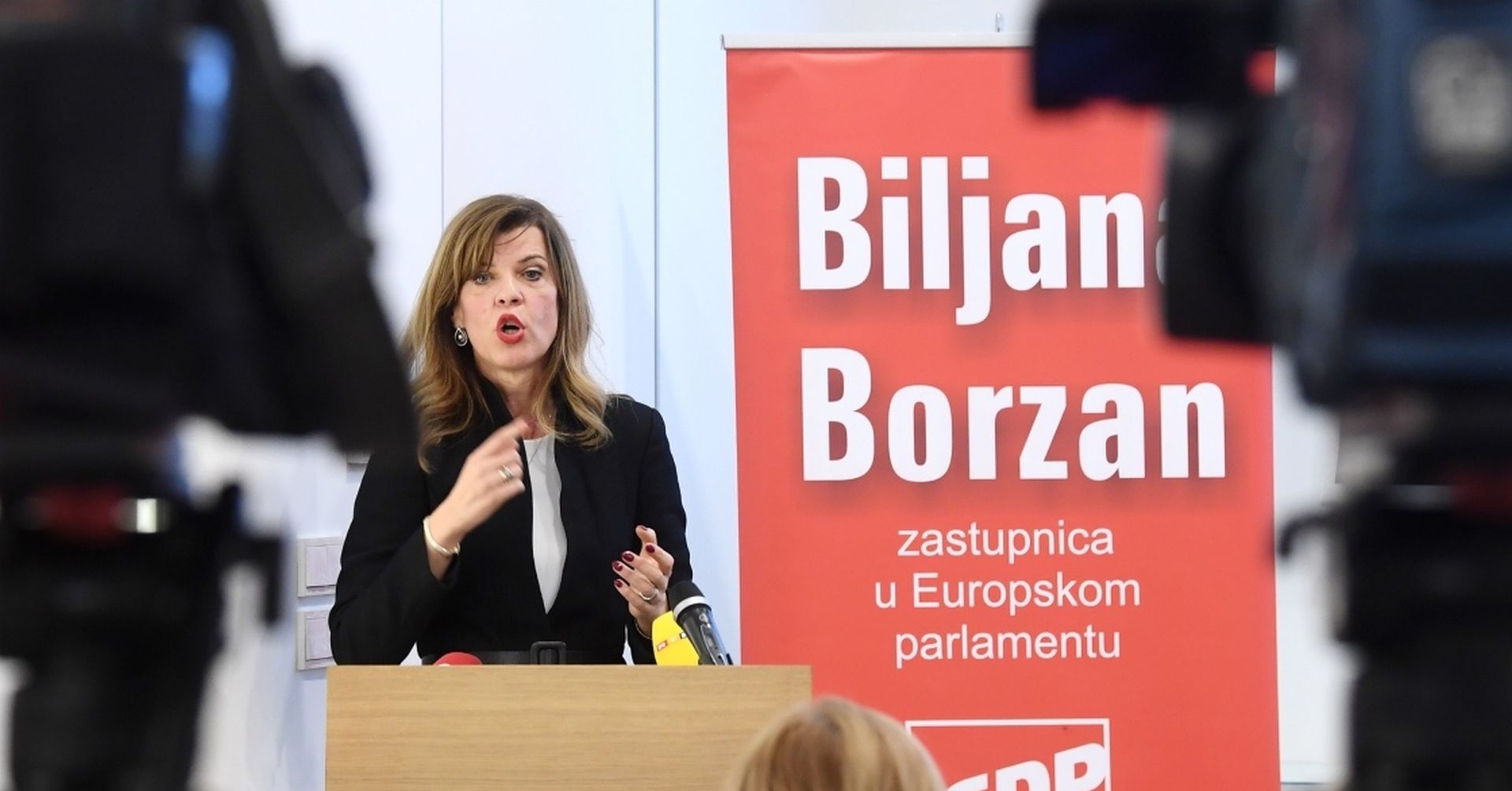 27.02.2020., Zagreb - Kuca Europe, konferencija za medije zastupnice u Europskom parlamentu Biljane Borzan na kojoj je predstavila svoj novi projekt: Jesu li uredjaji proizvedeni da se pokvare odmah nakon isteka jamstva? Kako povecati trajnost uredjaja koje kupujemo i zastiti potrosace?
Photo: Marko Lukunic/PIXSELL