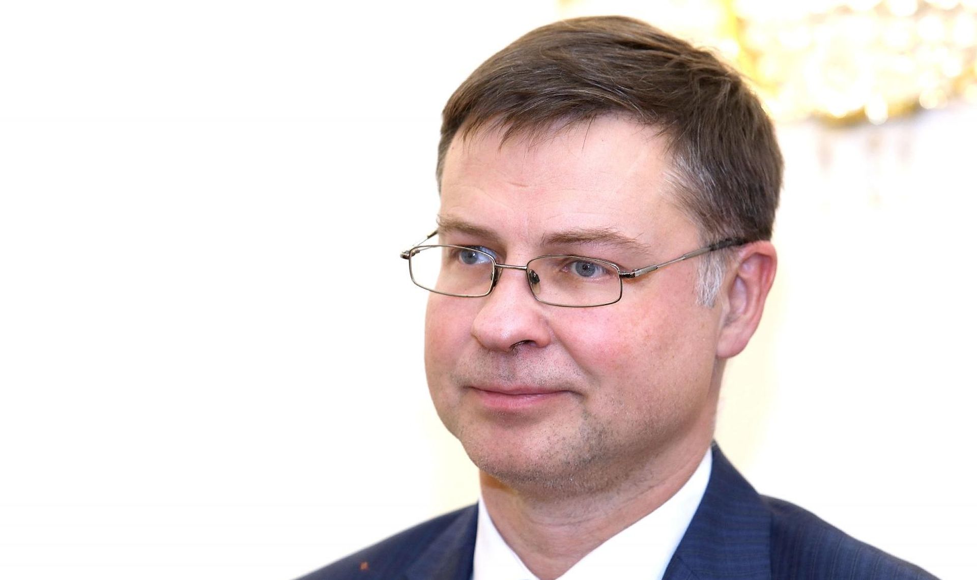 Zagreb: Plenković primio Valdisa Dombrovskisa, potpredsjednika Europske komisije  29.10.2018., Zagreb -  Predsjednik Vlade Andrej Plenkovic primio je u Banskim dvorima Valdisa Dombrovskisa, potpredsjednika Europske komisije nadleznog za euro i socijalni dijalog, takodjer zaduzenog za financijsku stabilnost, financijske usluge i uniju trzista kapitala.  
Photo: Patrik Macek/PIXSELL