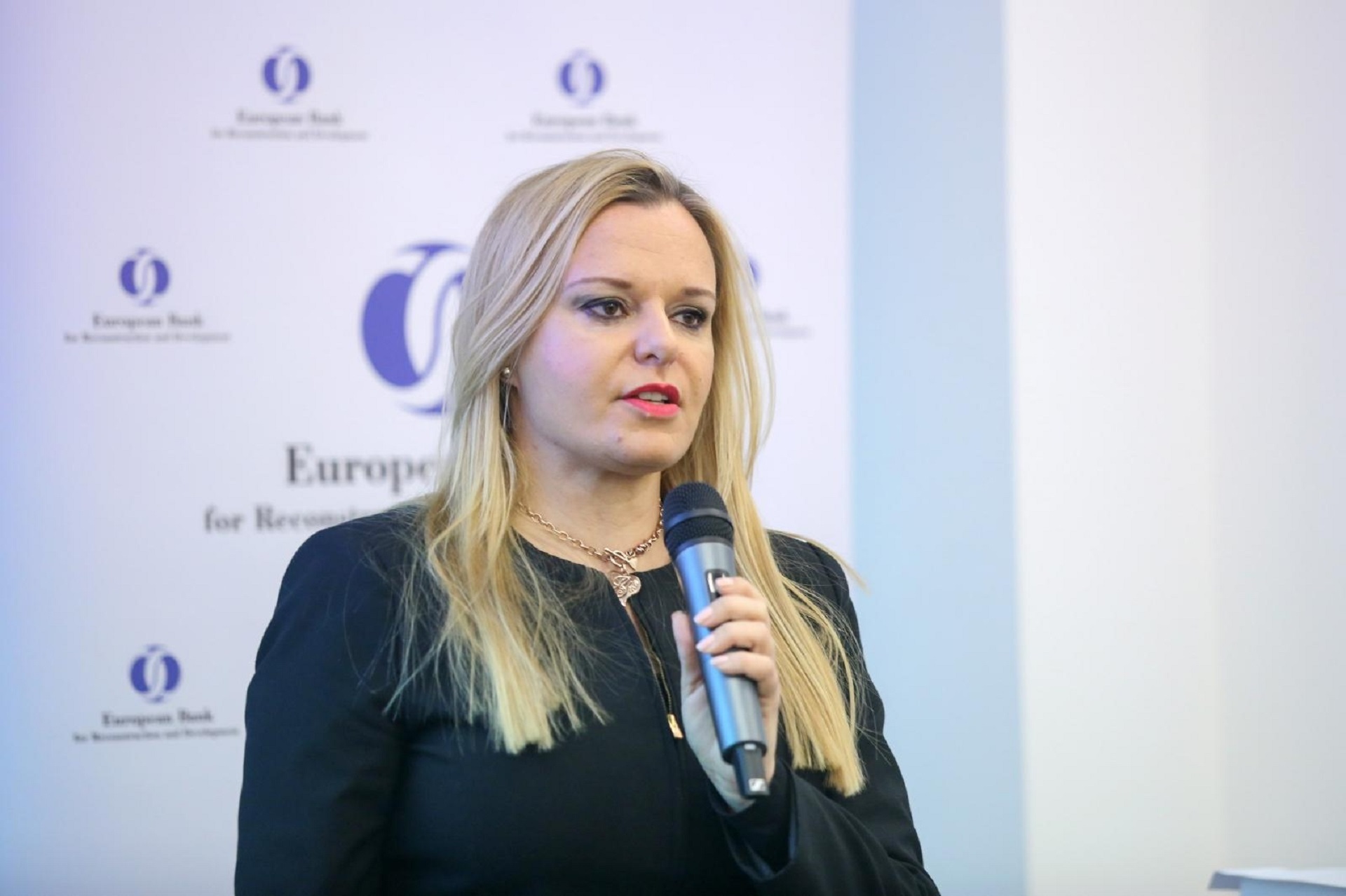 17.04.2018., Zagreb - Konferencija HUP-a i EBRD-a o poticanju poslodavaca na ukljucivanje slabovidnih osoba i invalida na trziste rada. Milka Kosanovic, direktorica odnosa s clanstvom HUP-a. 

Photo: Luka Stanzl/PIXSELL