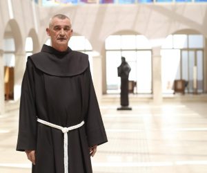 09.08.2019., Sinj - Gvardijan fra AnteCovo u Svetistu Cudotvorne Gospe Sinjske. 
Photo: Ivo Cagalj/PIXSELL