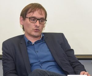 15.11.2019., Zadar - U Gradskoj knjiznici Zadar odrzana je promocija knjige "Marx u digitalno doba" autorice Katarine Peovic, koja je ujedino i kandidatkinja za predsjednicu Republike Hrvatske stranke Radnicka fronta. Mario Vucetic Photo: Dino Stanin/PIXSELL