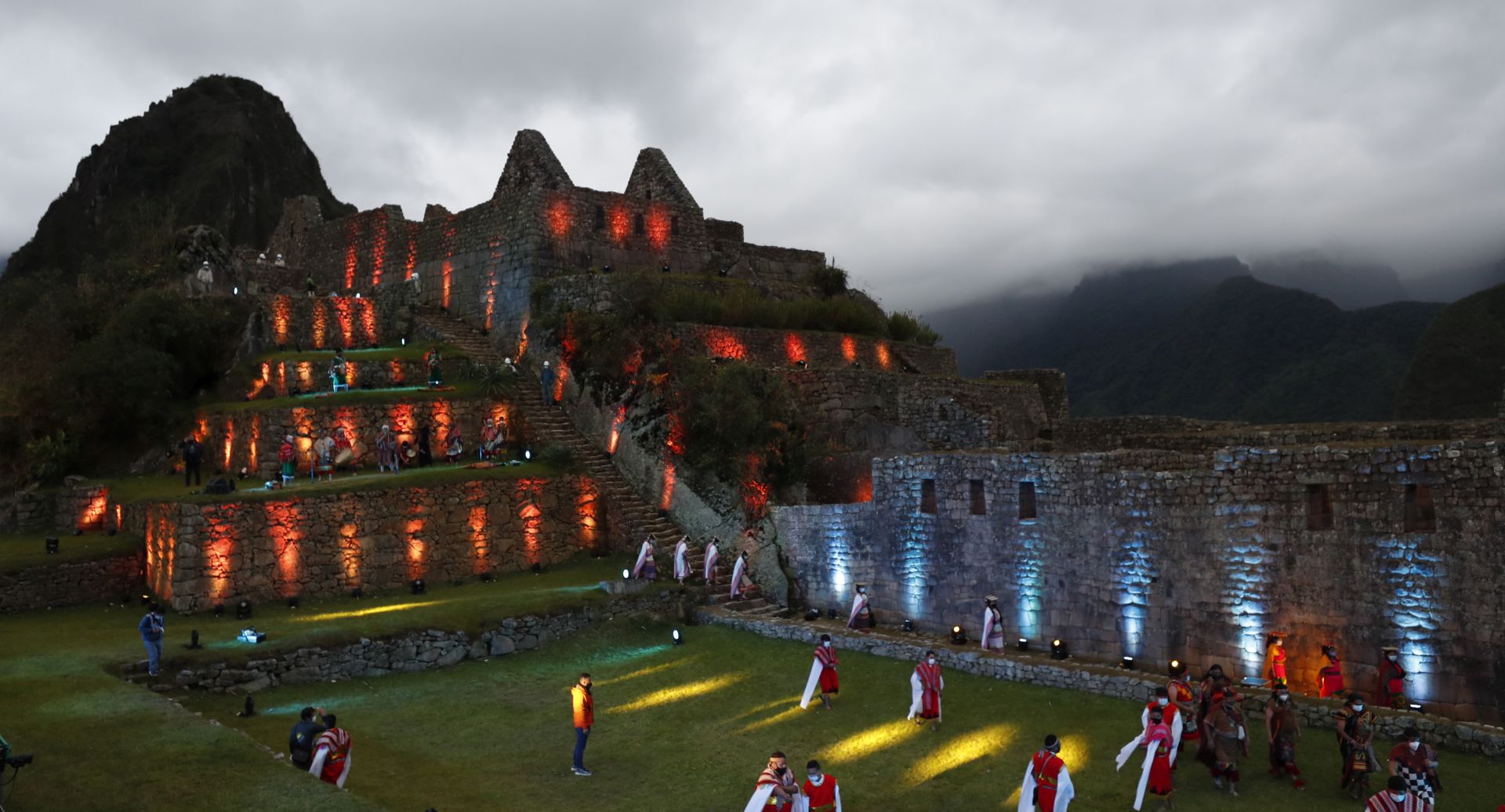 epa08792215 View of the official act of reopening of Machu Picchu, after the site was closed to visitors since 16 March due to the coronavirus pandemic; in Machu Picchu, Peru, 01 November 2020. After seven and a half months of being closed due to the COVID-19 pandemic, Machu Picchu reopens to tourists under restrictions imposed due to the pandemic.  EPA/Paolo Aguilar