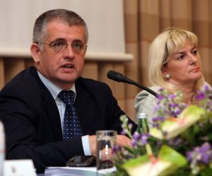 25.05..2010., Zagreb -  
Hotel International,Zupanijska skupstina, predsjednik skupstine Damir Mikuljan.    Photo: Robert Anic/PIXSELL