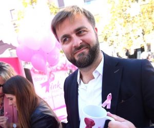 10.10.2020., Zagreb - Javnozdravstvena kampanja Sacuvajmo zdrave dojke u organizaciji magazina Story pod sloganom Pink for life. Tomislav Coric ministar podrzao akciju. 
Photo: Marko Lukunic/PIXSELL